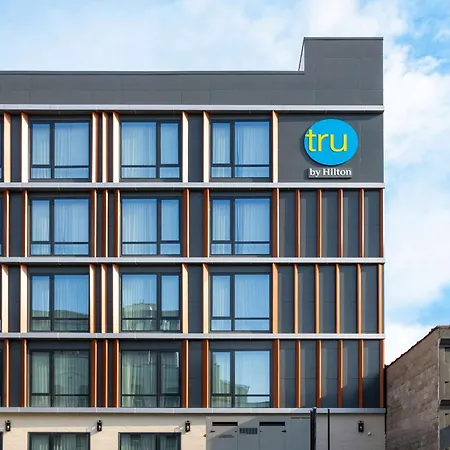 Tru By Hilton Brooklyn Hotel